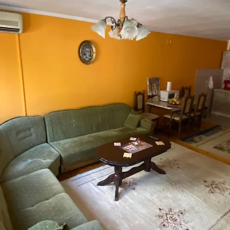 Cuni Apartment